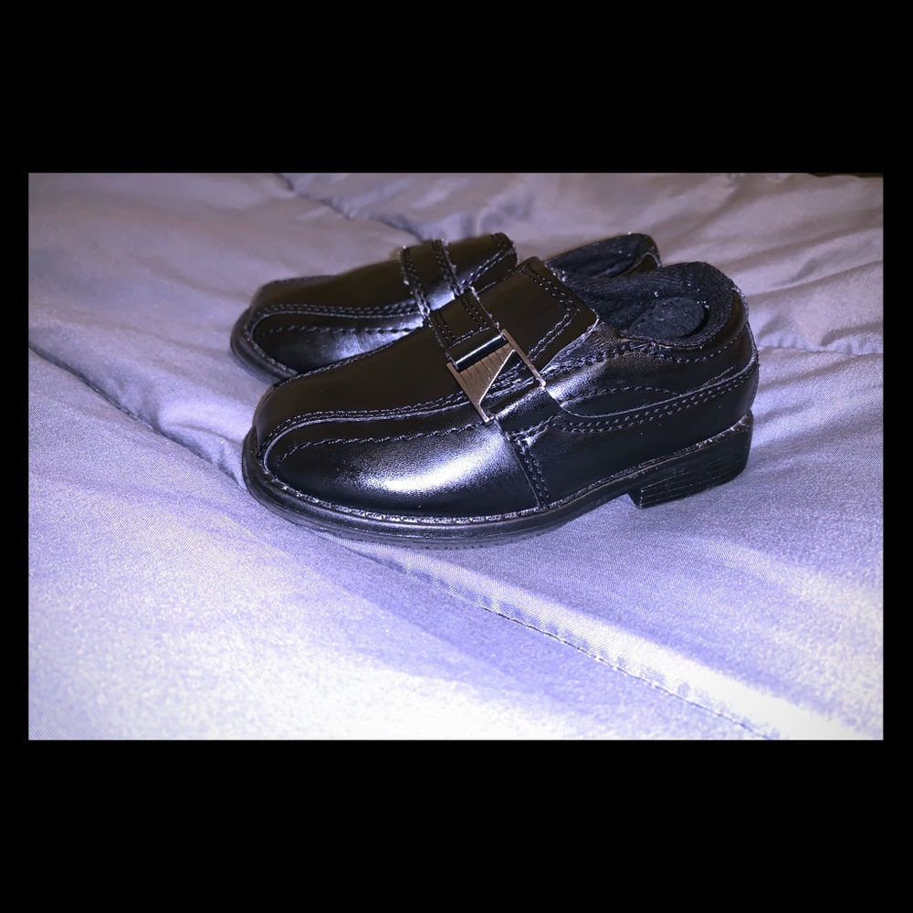 Baby’s dress shoes
